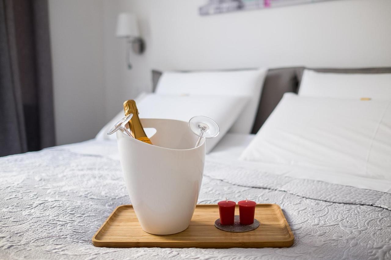 B&B Galleria Cavour Bologna Ngoại thất bức ảnh